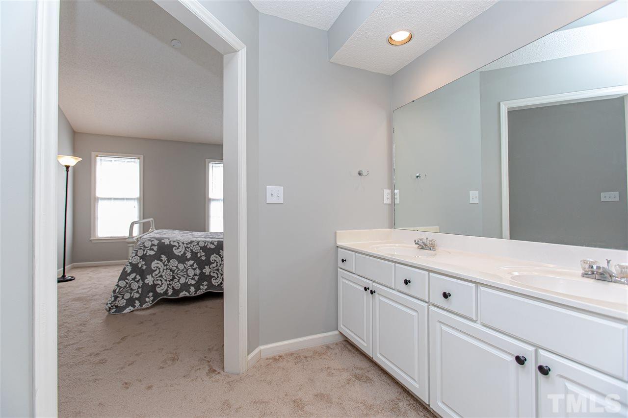 3524 Ribcowski Court Raleigh, NC 27616 - Photo 17 of 28