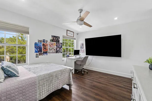 $7,000 | 10904 La Salinas Circle, Boca Raton, FL 33428