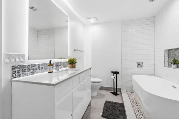 $7,000 | 10904 La Salinas Circle, Boca Raton, FL 33428