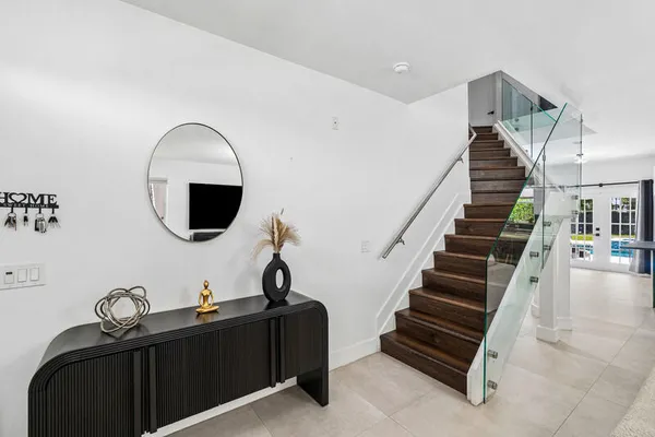 $7,000 | 10904 La Salinas Circle, Boca Raton, FL 33428