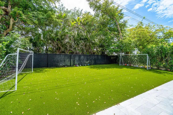 $7,000 | 10904 La Salinas Circle, Boca Raton, FL 33428