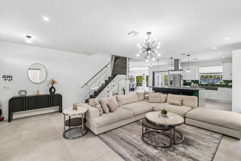 10904 La Salinas Circle Boca Raton, FL 33428 - Photo 3 of 36 apic 5