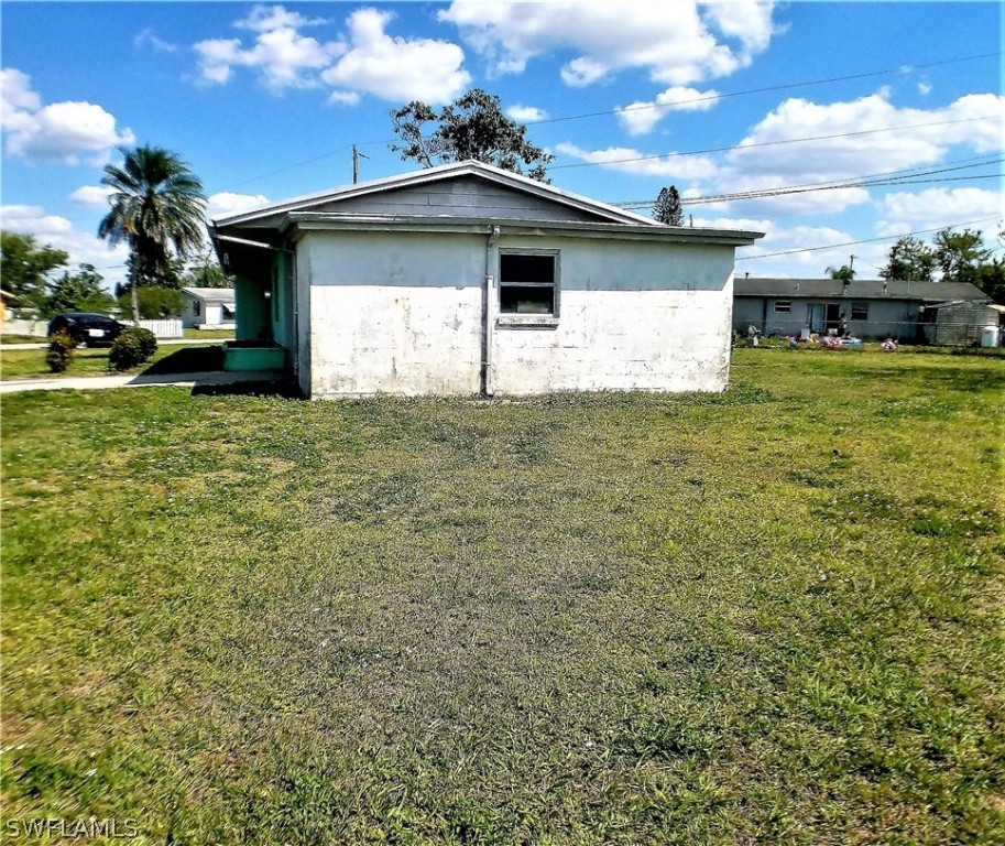 200 Jasmine Road West Lehigh Acres, FL 33936 - Photo 3 of 30 Gallery Image 3