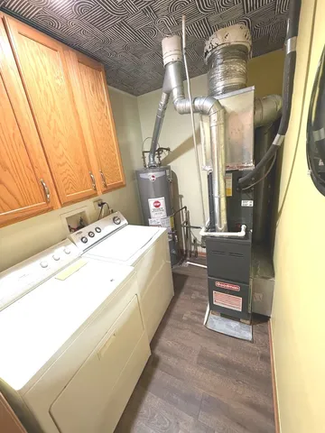 $299,900 | 2298 Reflections Drive, Aurora, IL 60502