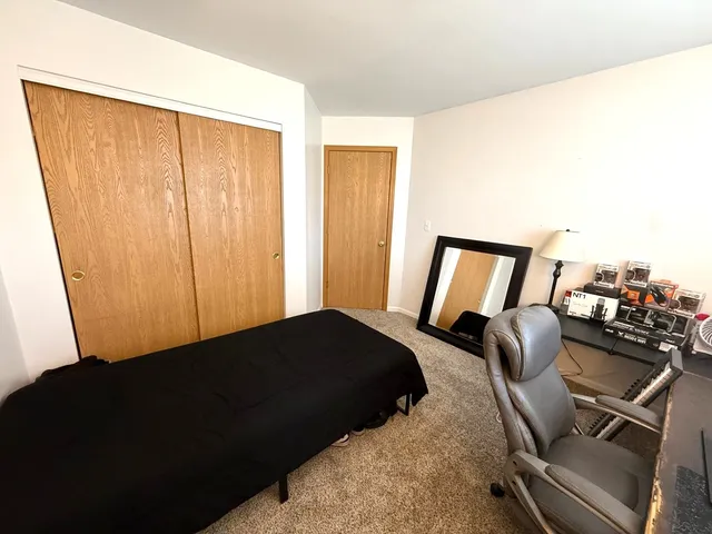 $299,900 | 2298 Reflections Drive, Aurora, IL 60502