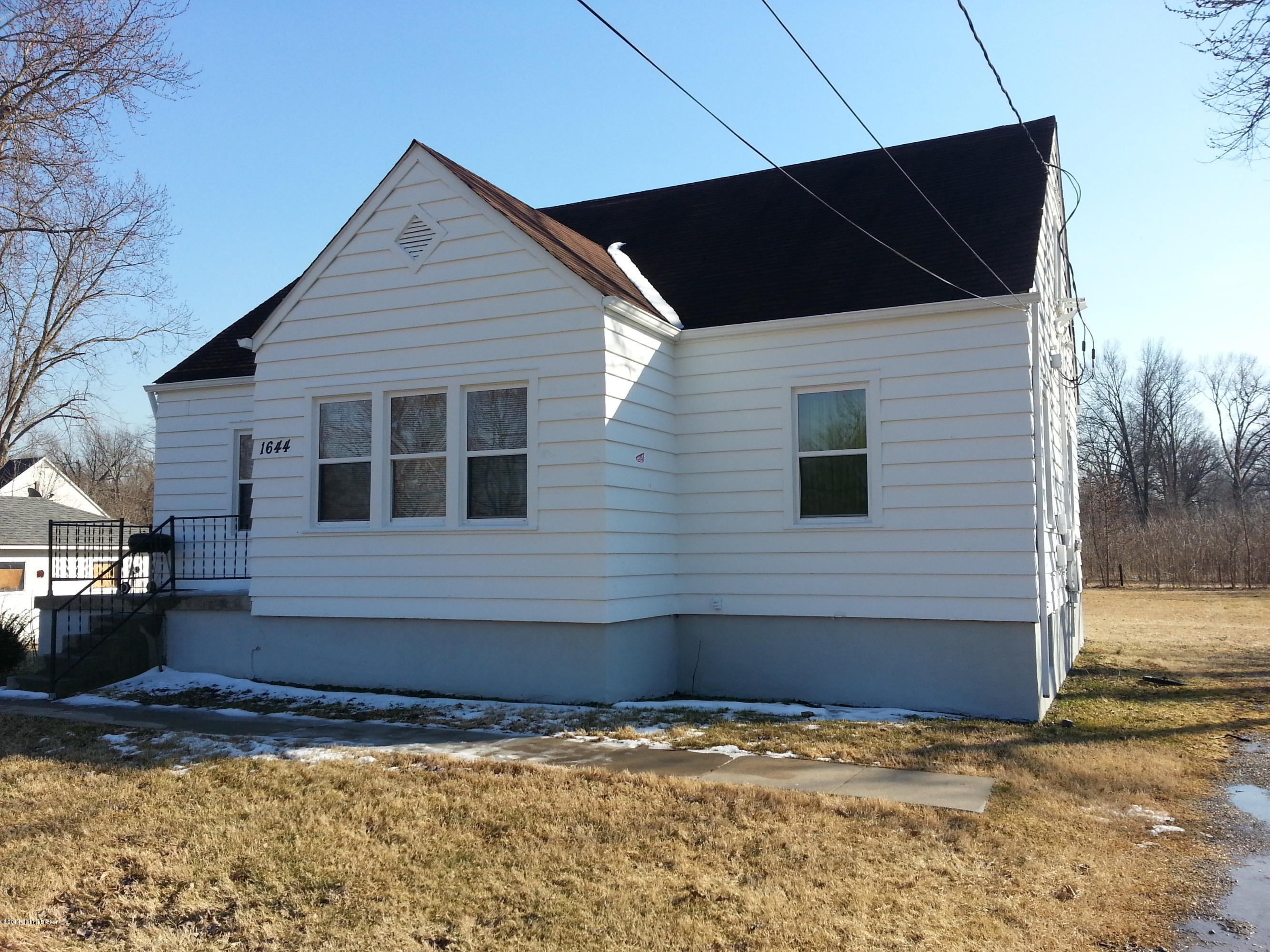 1644 Rangeland Road Louisville, KY 40219 - Photo 2 of 36 20140307_161059