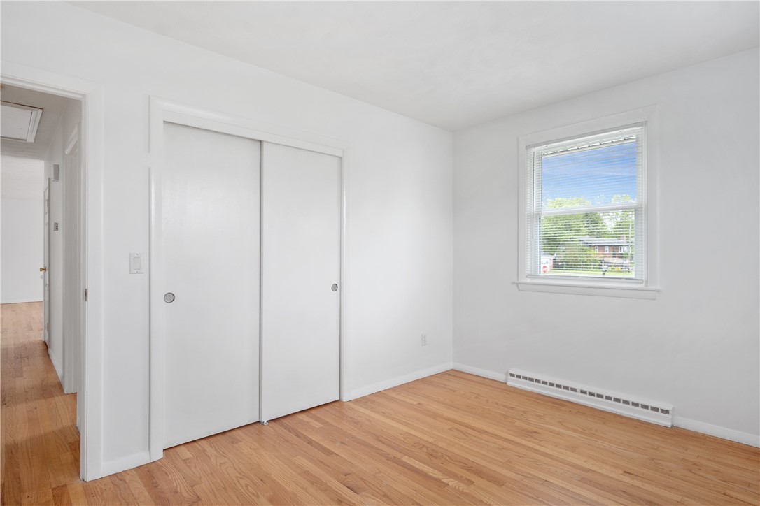 4 Weetamoe Road Middletown, RI 02842 - Photo 14 of 27 Bedroom 2