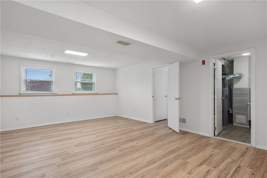 4 Weetamoe Road Middletown, RI 02842 - Photo 18 of 27 Great/Recreation Room (lower level)