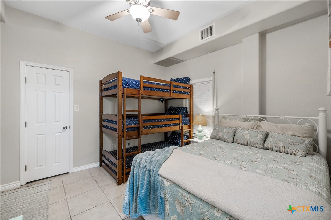 140 Channelview Road Rockport, TX 78382 - Photo 21 of 31