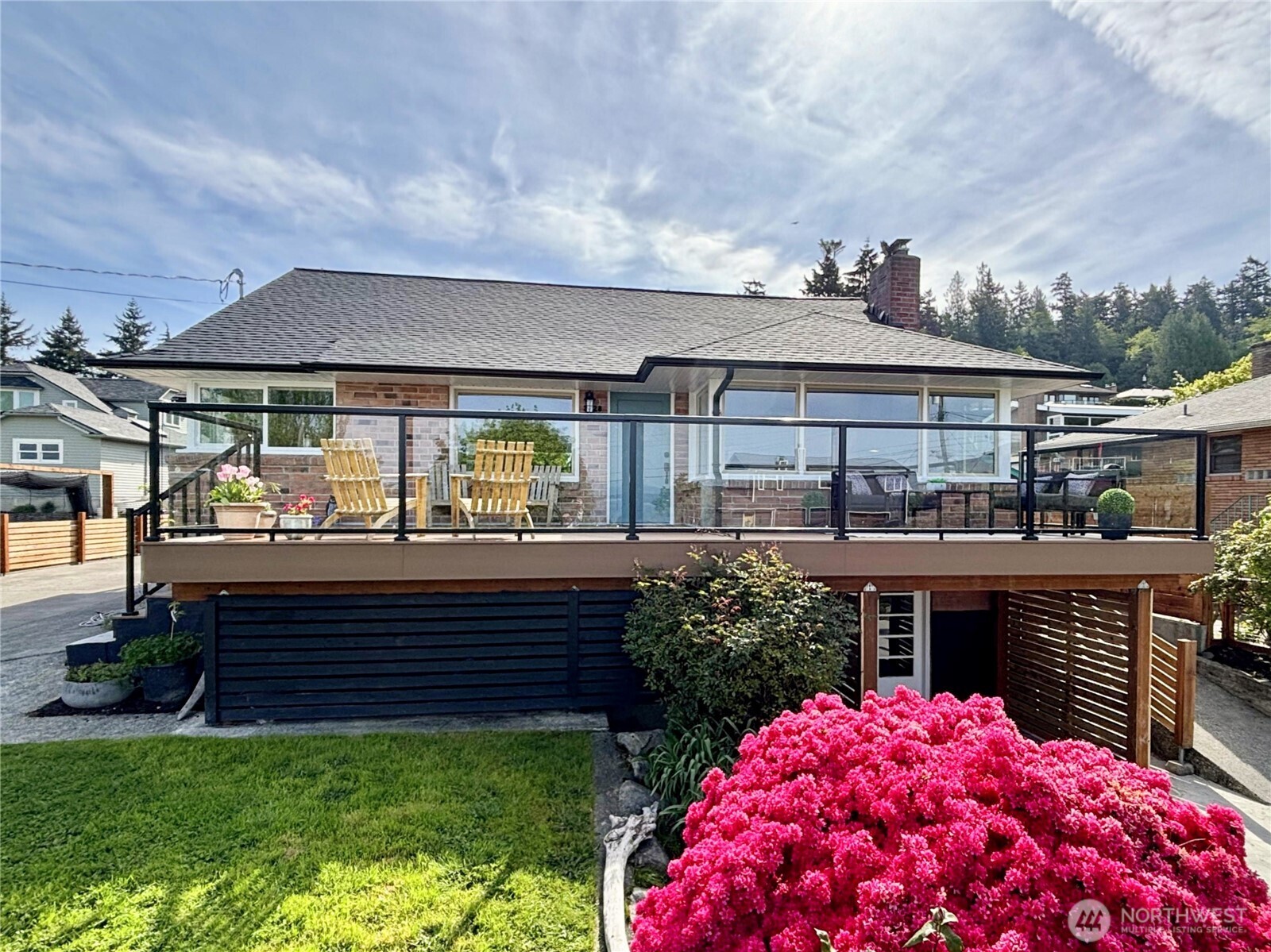 3228 57th Avenue Southwest Seattle, WA 98116 - Photo 4 of 38