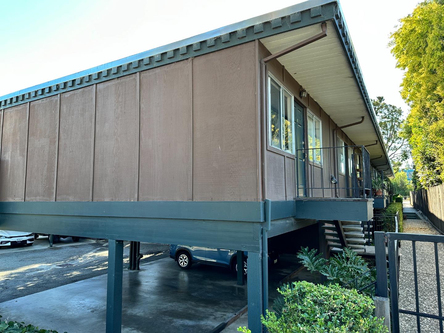 610 Walker Drive Mountain View, CA 94043 - Photo 10 of 23 a backyard of a house