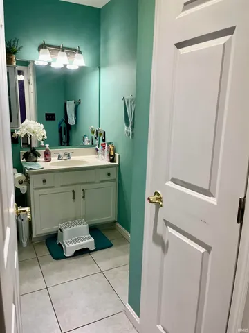 $265,000 | 209 West Savannah Drive, Huntingburg, IN 47542