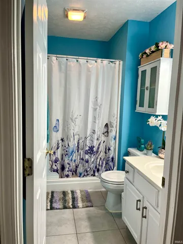 $265,000 | 209 West Savannah Drive, Huntingburg, IN 47542