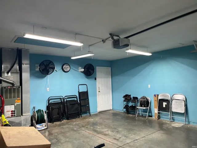 $265,000 | 209 West Savannah Drive, Huntingburg, IN 47542