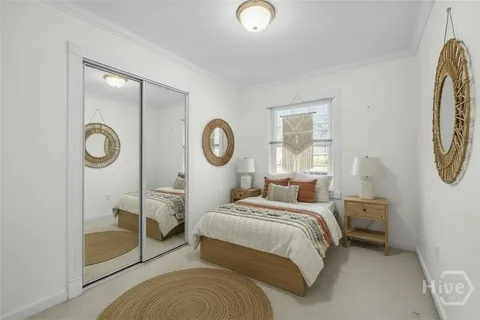 $420,000 | 5 Port Royal Drive, Savannah, GA 31410