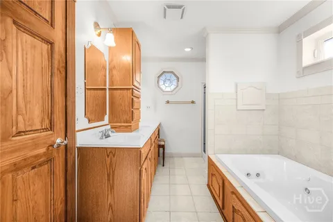 $420,000 | 5 Port Royal Drive, Savannah, GA 31410