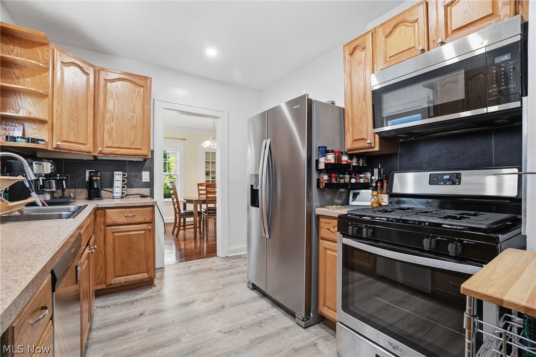 3236 East Overlook Road Cleveland Heights, OH 44118 - Photo 8 of 38 Gallery Image 8