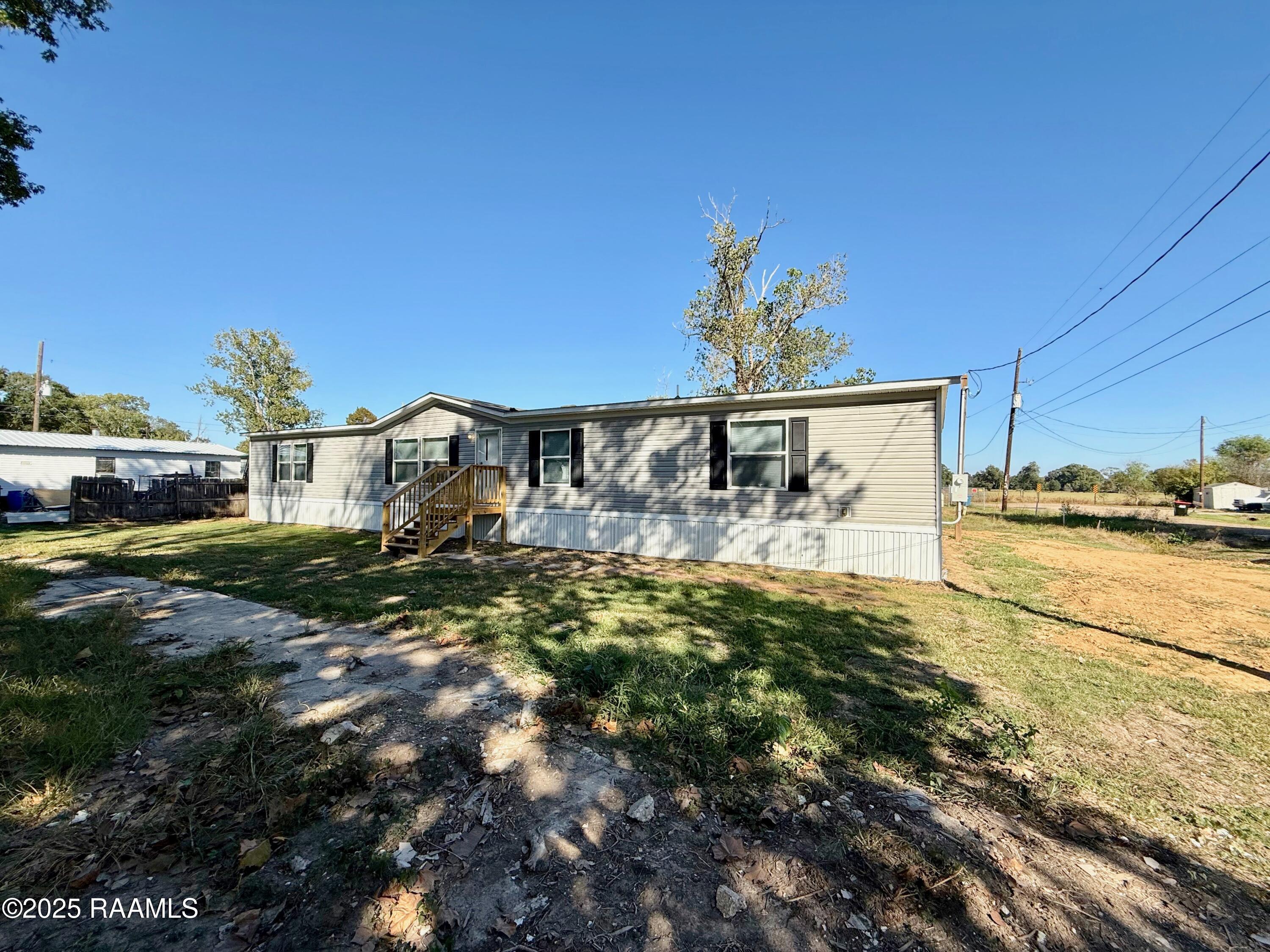 125 La Rue Cannes Duson, LA 70529 - Photo 3 of 40 front