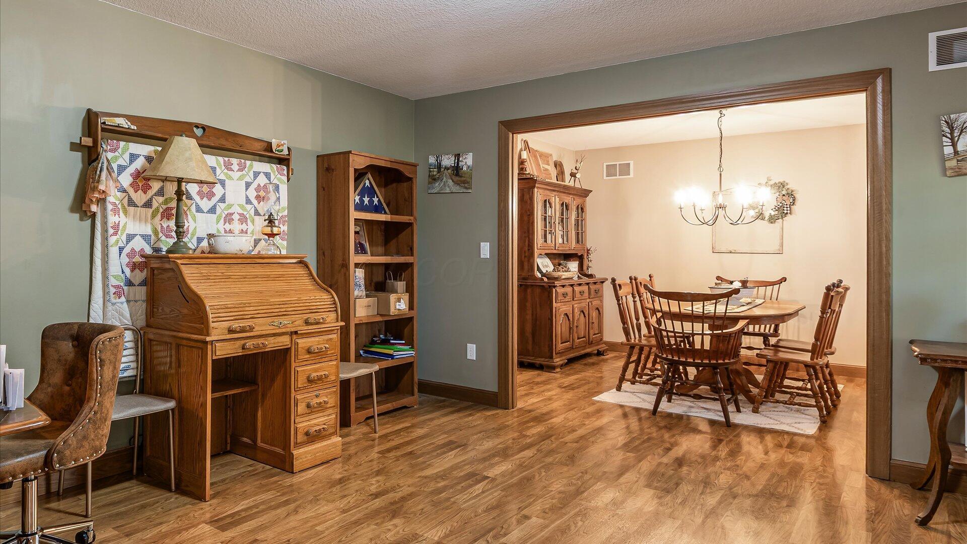 18384 Crawmer Road Southeast Heath, OH 43056 - Photo 16 of 48 018a