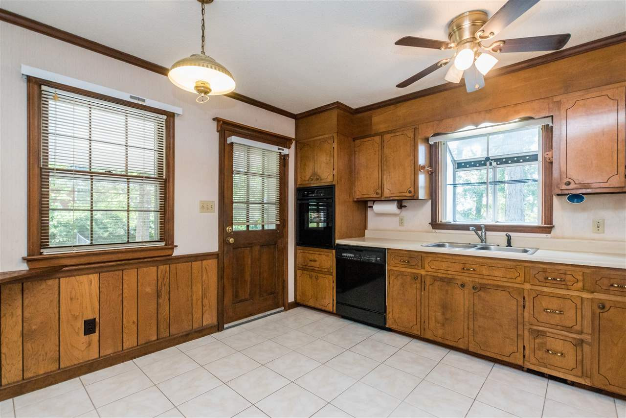 5308 Robbins Drive Raleigh, NC 27610 - Photo 8 of 26 Kitchen