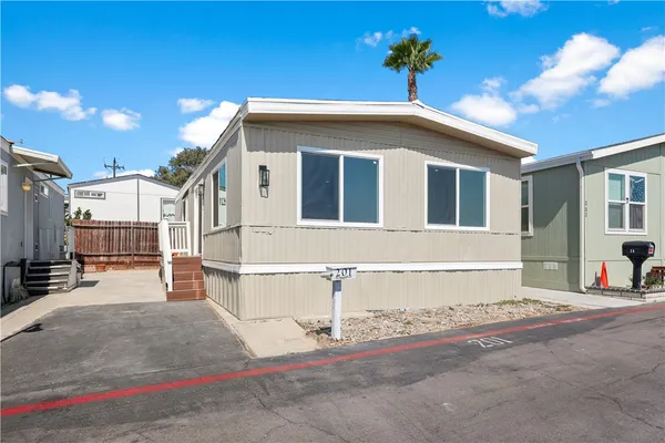 $147,000 | 23701 South Western Avenue, Unit 201, Torrance, CA 90501