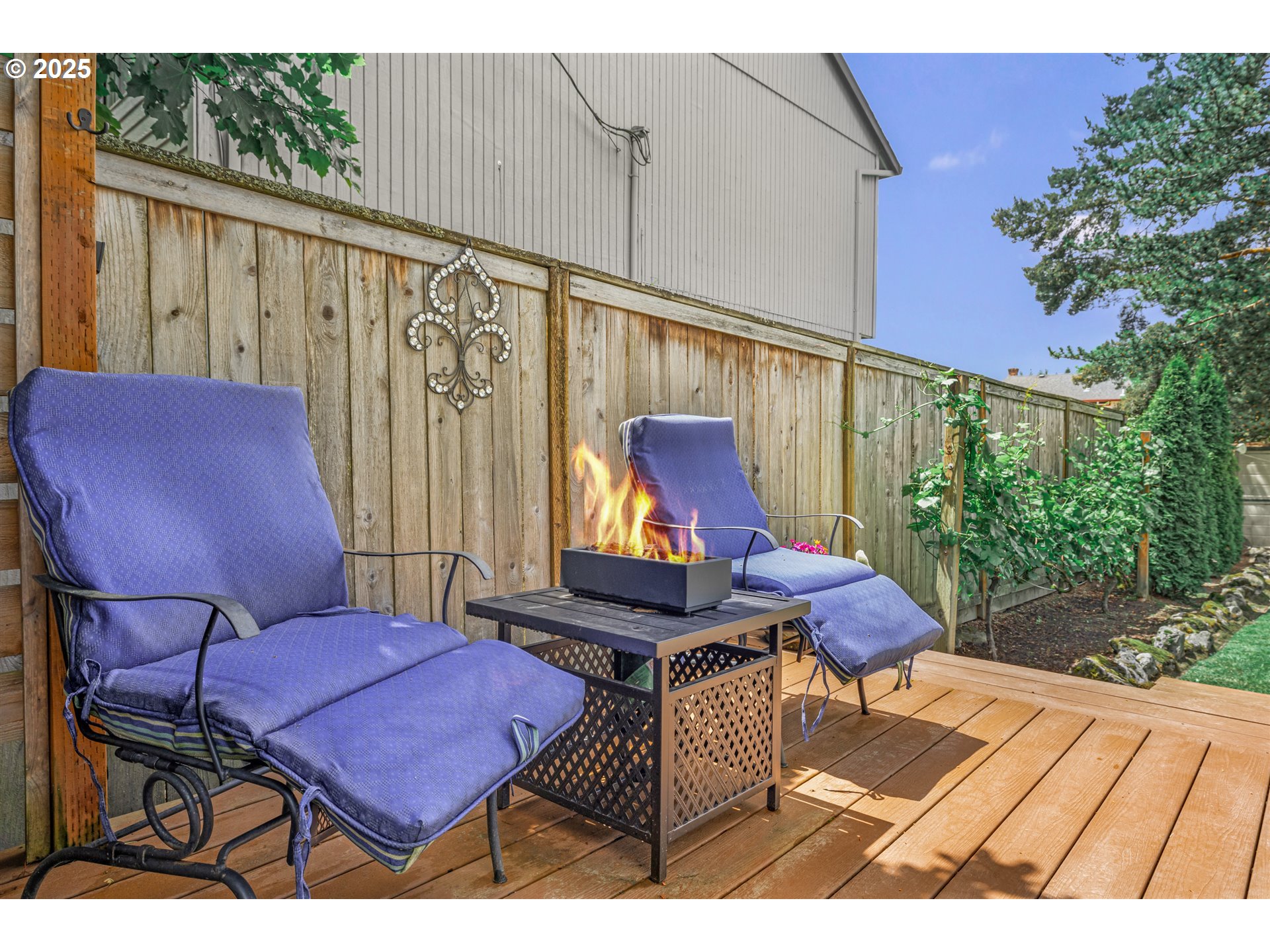 6516 Southwest Locust Street Portland, OR 97223 - Photo 34 of 44 Gallery Image 34
