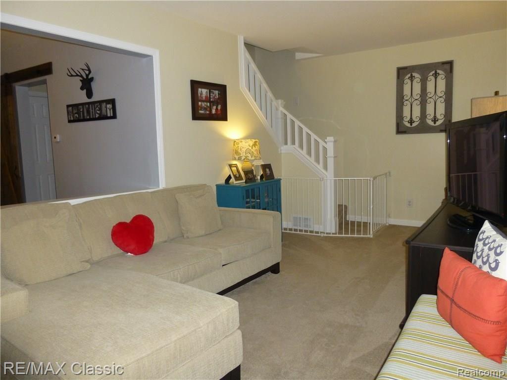 1229 Princeton Road Berkley, MI 48072 - Photo 7 of 56