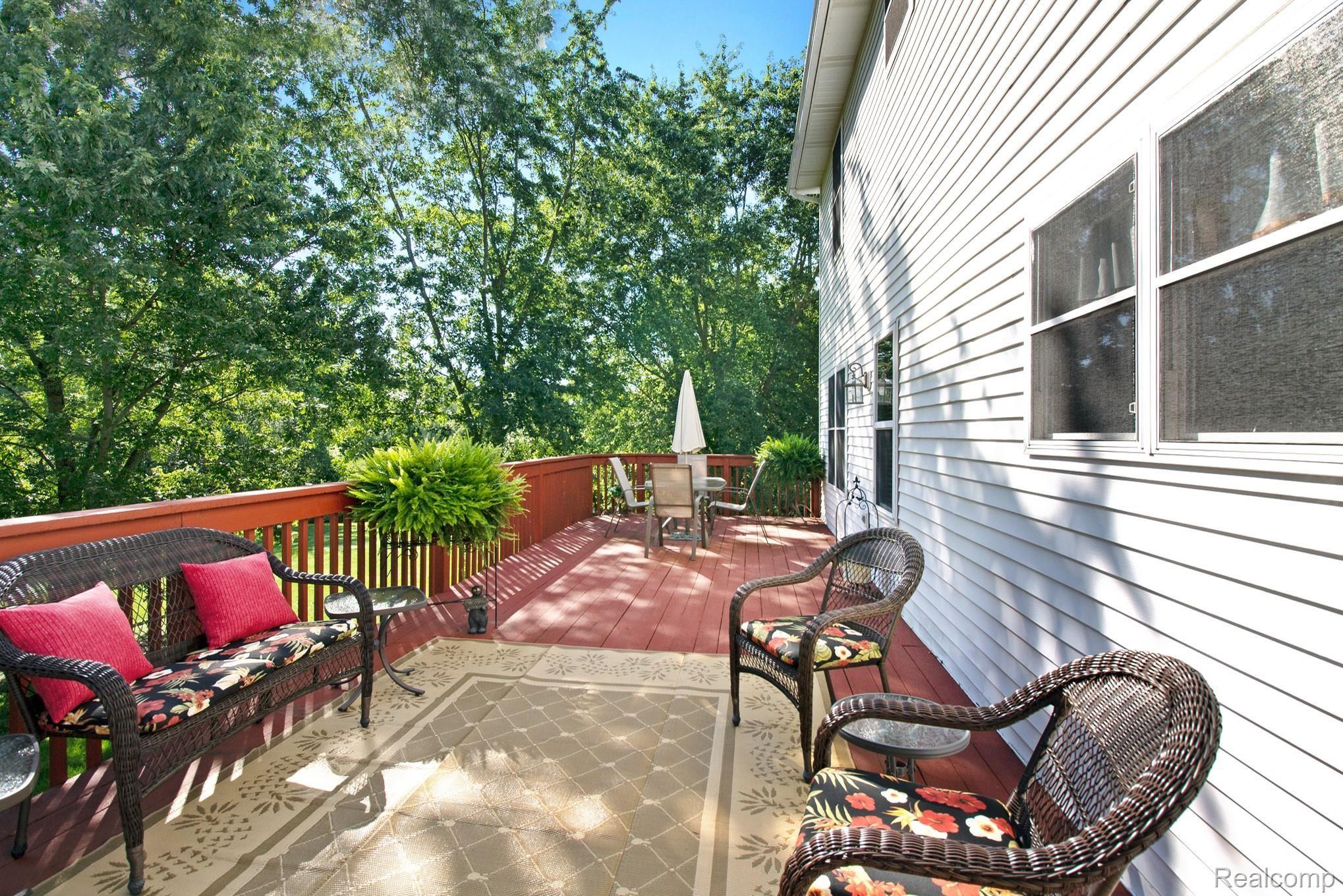 Beautiful stained deck overlooking the backyard!