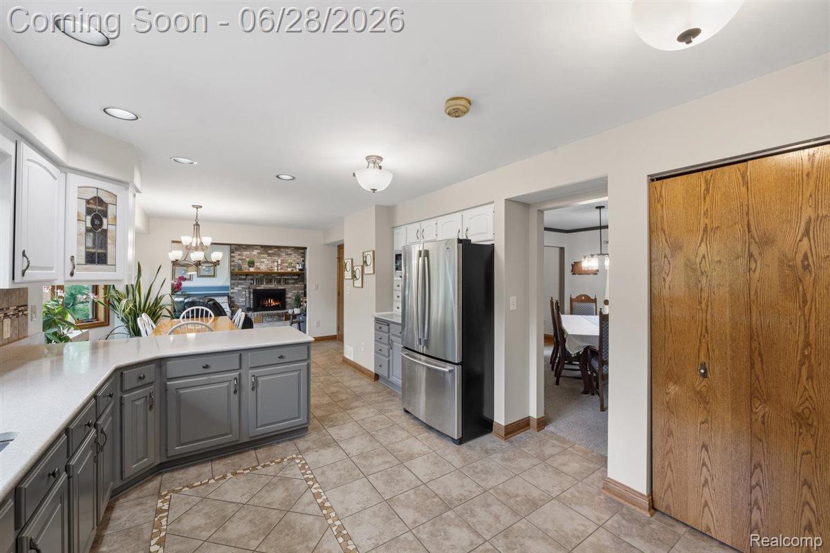 125 Olde Franklin Road Howell, MI 48855 - Photo 25 of 57 Recessed lights