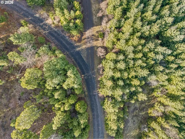 $379,000 | 32916 Highway 62, Trail, OR 97541