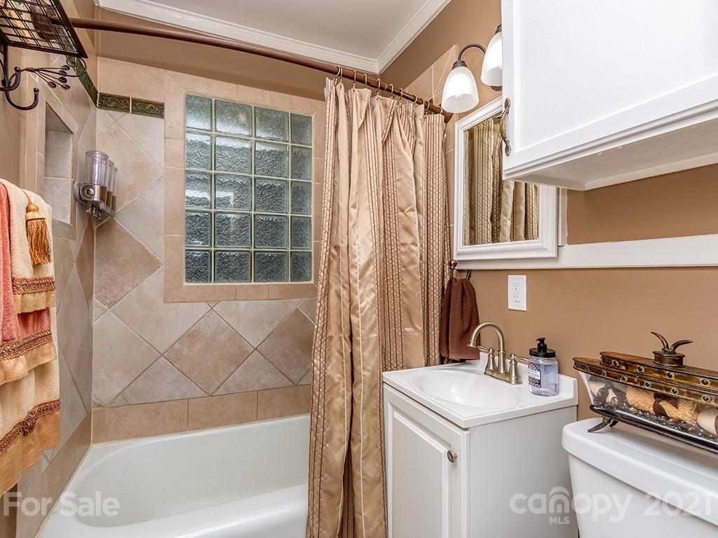 1370 Kings Circle Lancaster, SC 29720 - Photo 14 of 26 Gallery Image 14