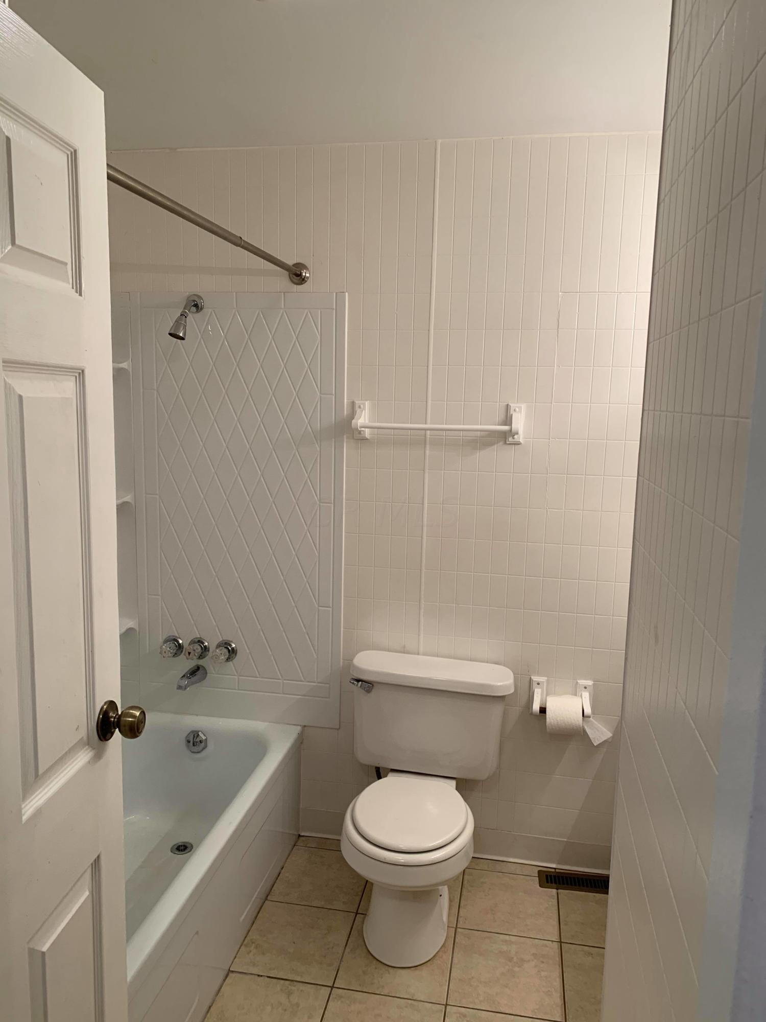 3394 Briggs Road Columbus, OH 43204 - Photo 11 of 16
