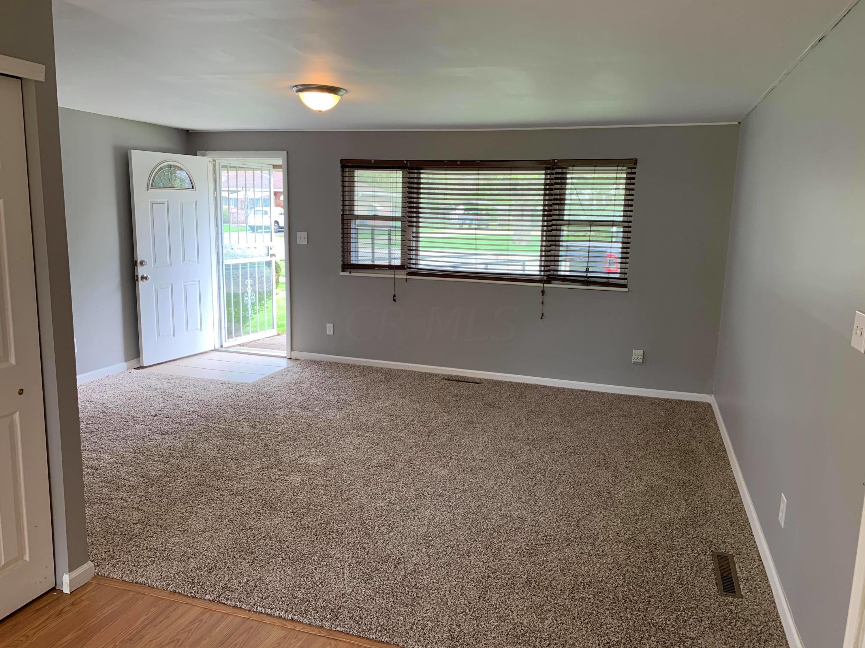 3394 Briggs Road Columbus, OH 43204 - Photo 5 of 16