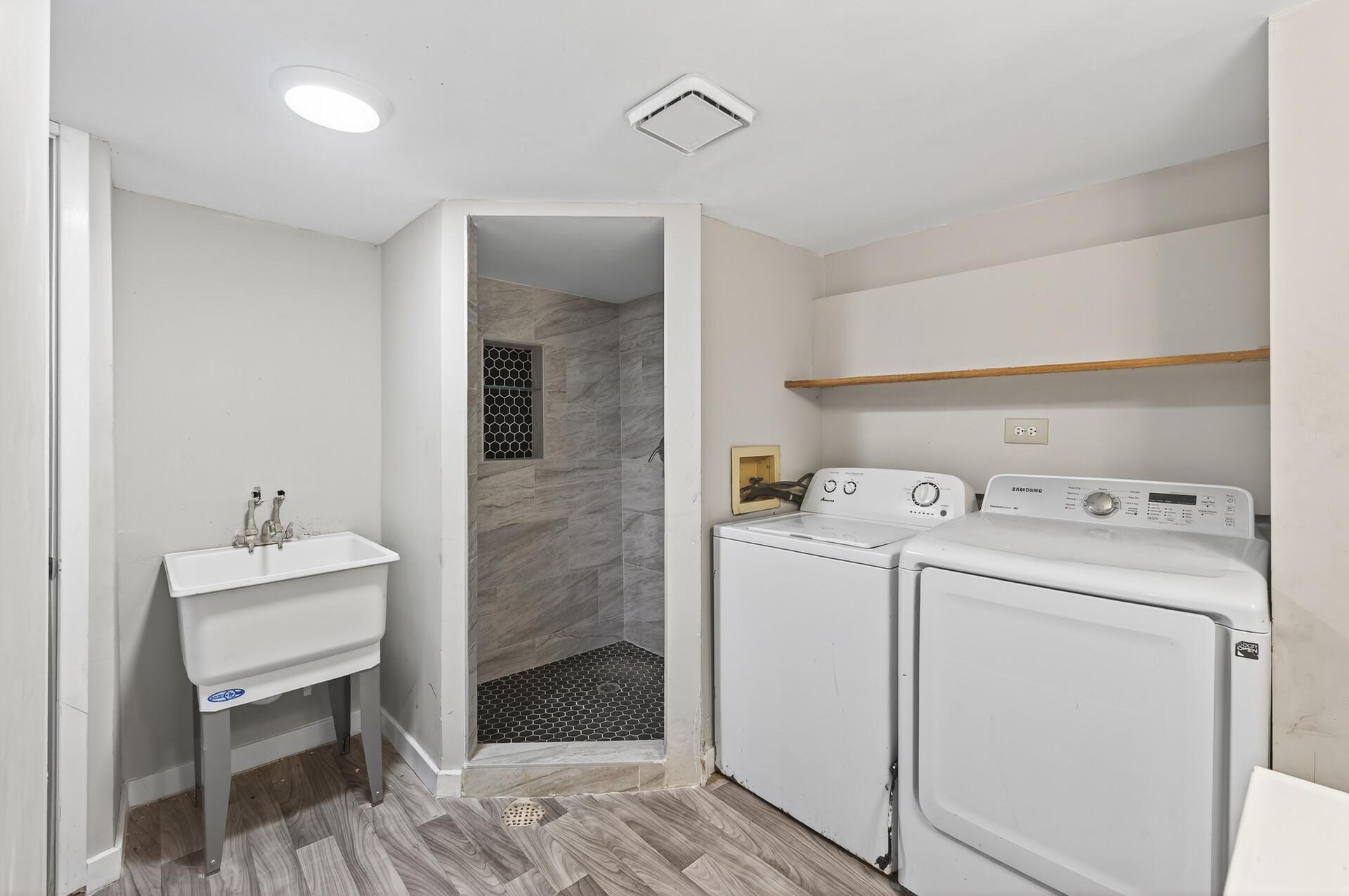 628 Iowa Avenue East St. Paul, MN 55130 - Photo 15 of 39