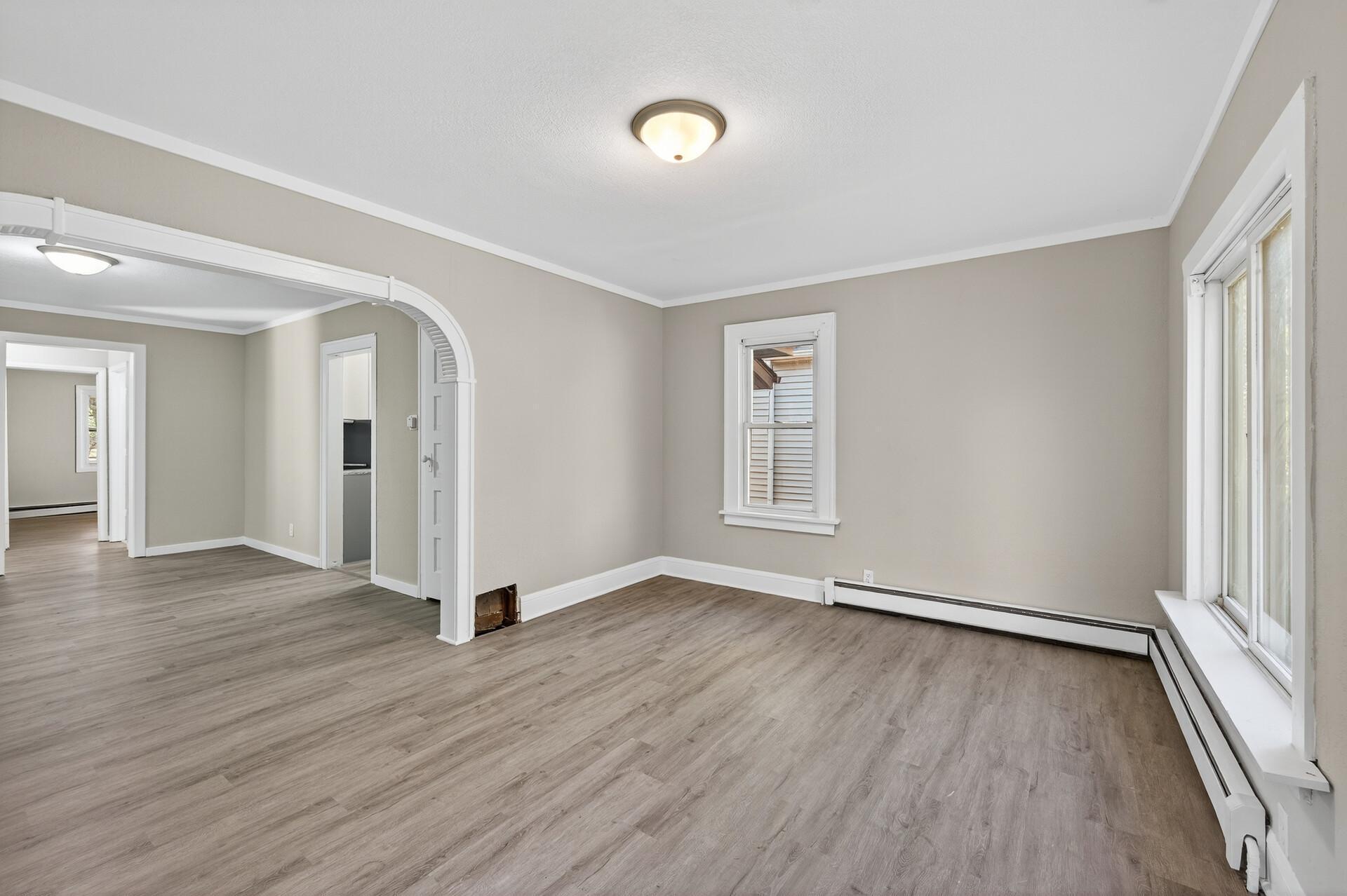 628 Iowa Avenue East St. Paul, MN 55130 - Photo 21 of 39