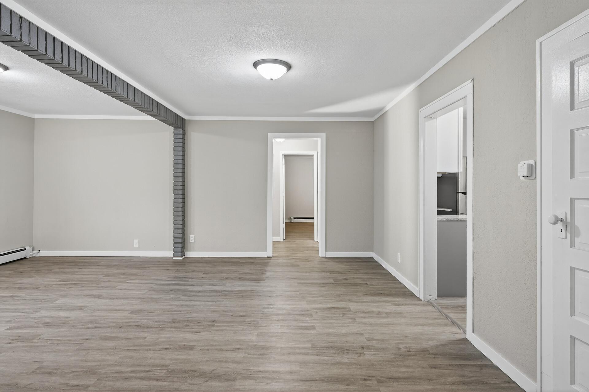 628 Iowa Avenue East St. Paul, MN 55130 - Photo 25 of 39