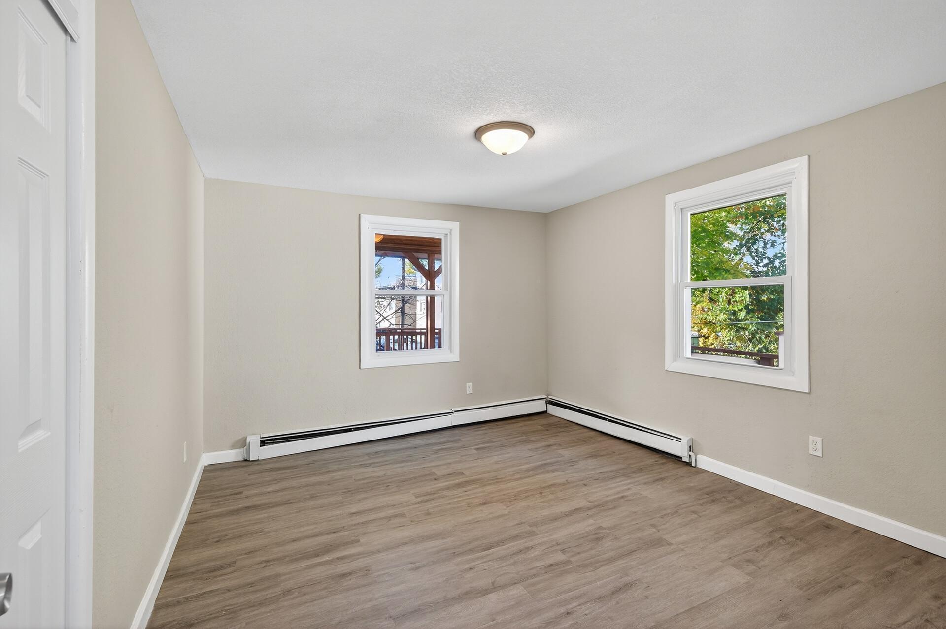 628 Iowa Avenue East St. Paul, MN 55130 - Photo 34 of 39