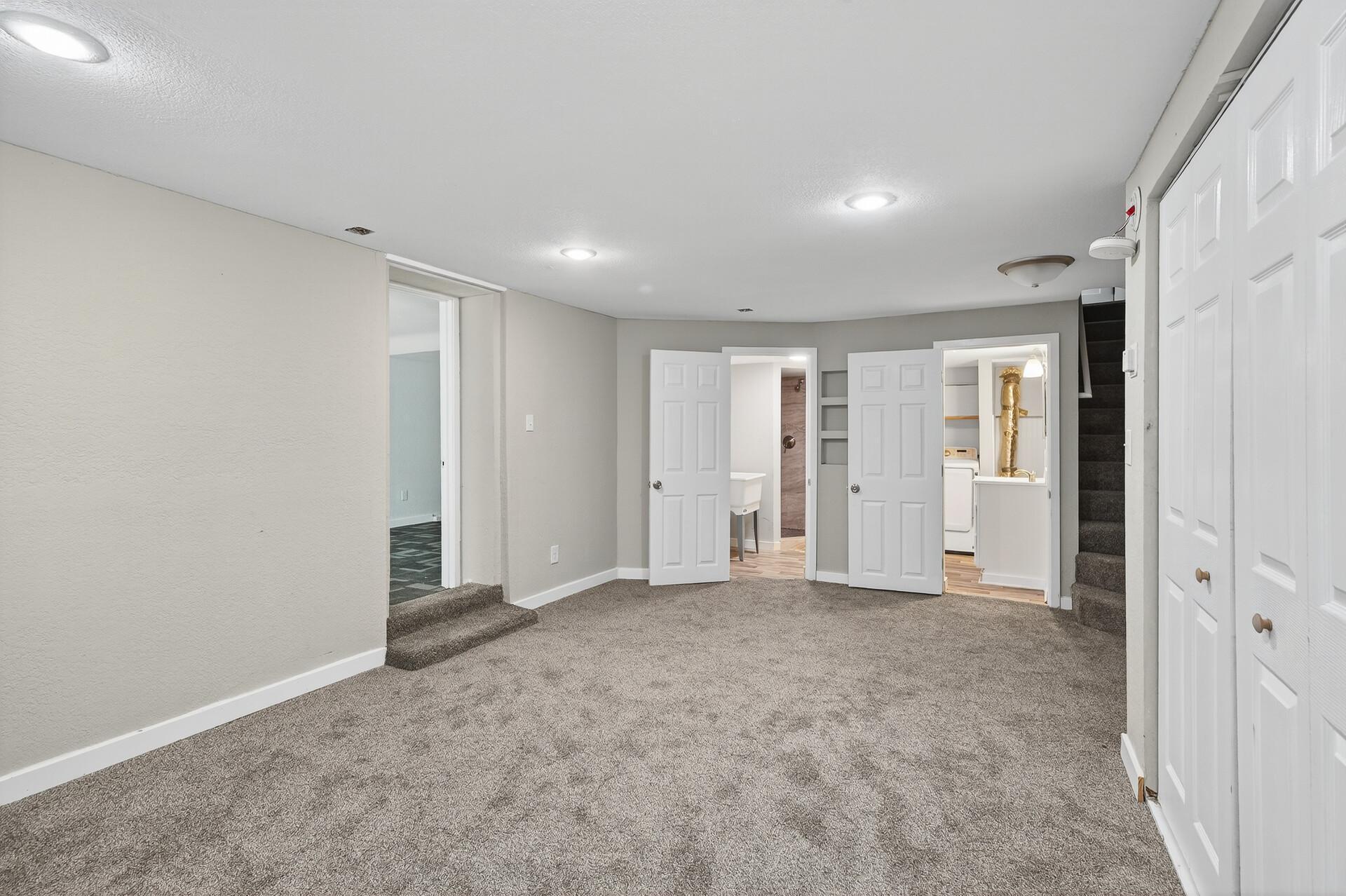 628 Iowa Avenue East St. Paul, MN 55130 - Photo 37 of 39