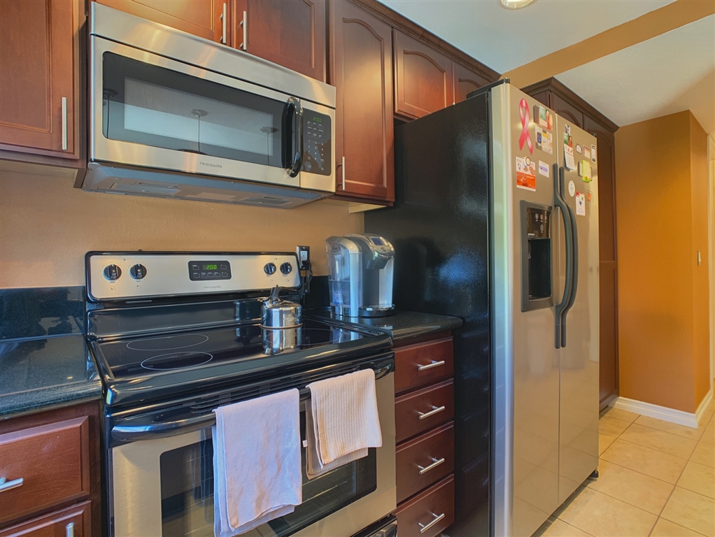 11937 Royal Road, Unit B El Cajon, CA 92021 - Photo 11 of 25