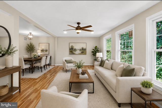 1232 Palmer Road, Unit 111 Fort Washington, MD 20744 - Photo 20 of 51 Bright and inviting living space.