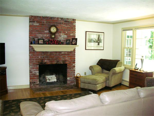 101 Ford Road Sudbury, MA 01776 - Photo 5 of 16 Gallery Image 5