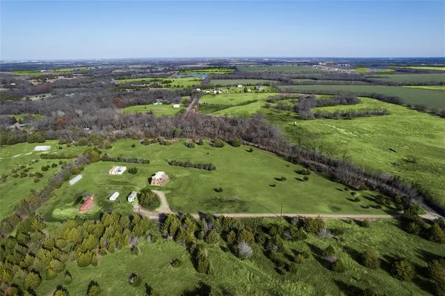 a view of a lush green field