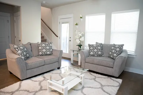 $425,000 | 13501 Metric Boulevard, Unit 15, Austin, TX 78727