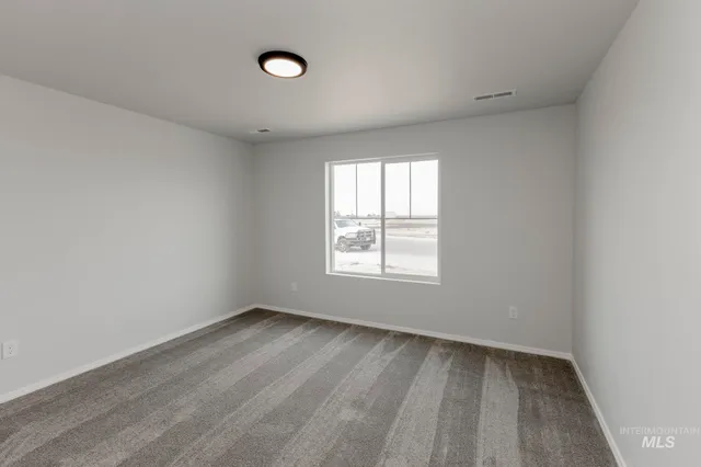 $384,990 | 1726 Southwest Besra Drive, Mountain Home, ID 83647