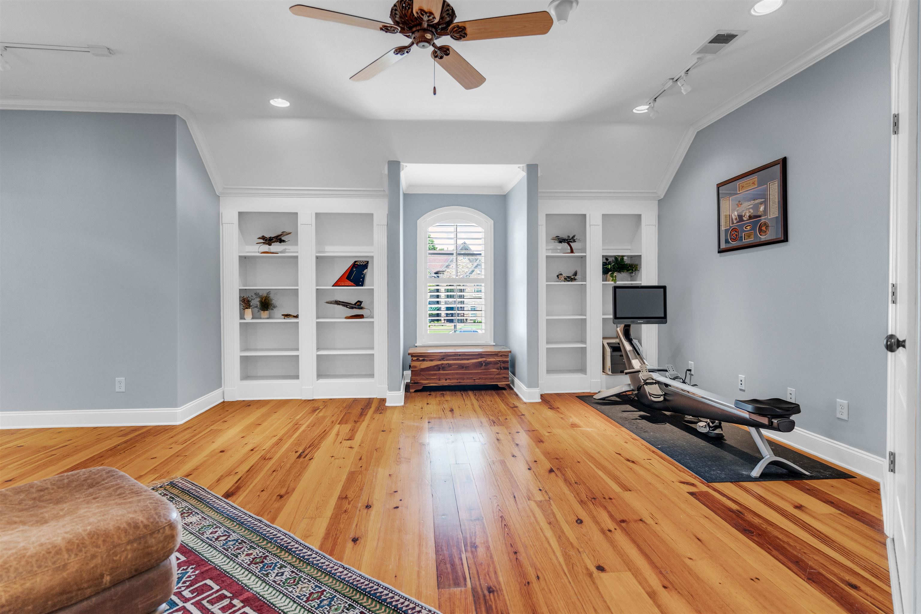 1075 Summer Spring Road Collierville, TN 38017 - Photo 25 of 40 a view of a room with wooden floor and window