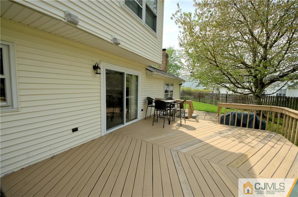 9 Kings Road Dayton, NJ 08810 - Photo 22 of 24 Gallery Image 22