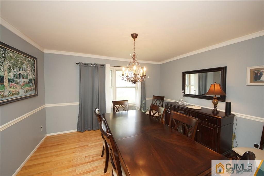 9 Kings Road Dayton, NJ 08810 - Photo 7 of 24 Gallery Image 7