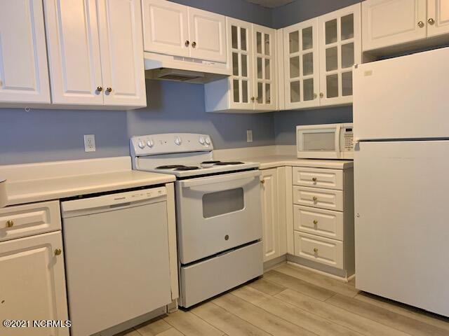 2597 Thackery Road, Unit G Greenville, NC 27858 - Photo 11 of 22 IMG_9128