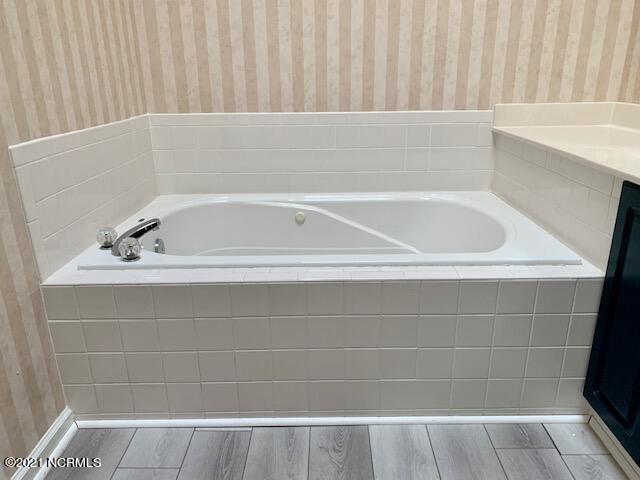 2597 Thackery Road, Unit G Greenville, NC 27858 - Photo 17 of 22 IMG_9152