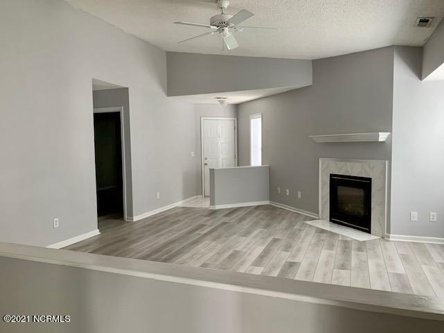 2597 Thackery Road, Unit G Greenville, NC 27858 - Photo 3 of 22 IMG_9139